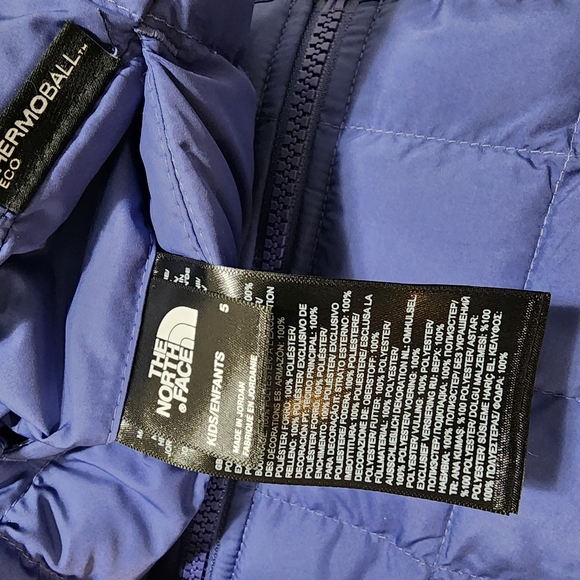 The North Face Reversible Purple Puffer Jacket - Picture 6 of 6